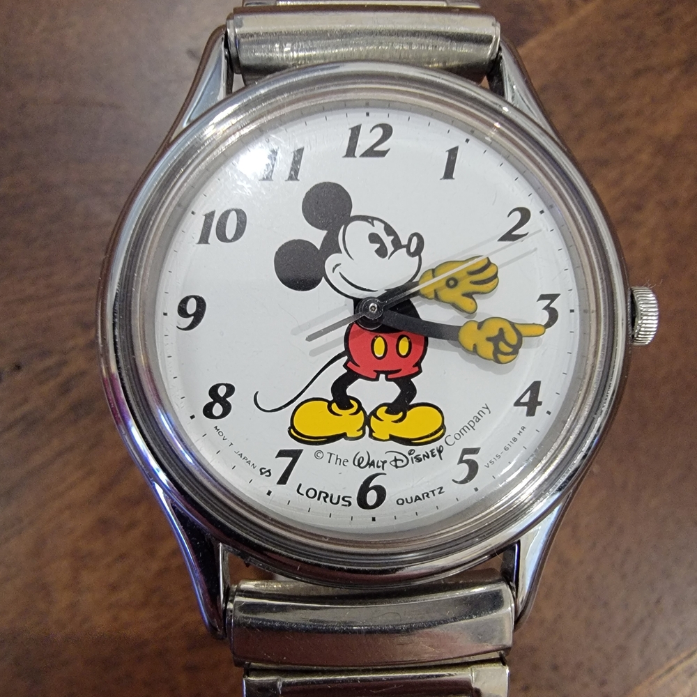  Lorus quartz wristwatch featuring Mickey Mouse, produced for Walt Disney. Works